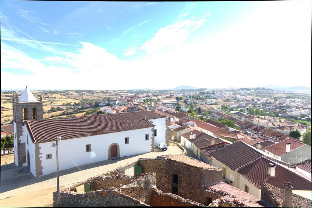 Casa Das Aguas Ferreas Hotel Mogadouro  Buitenkant foto