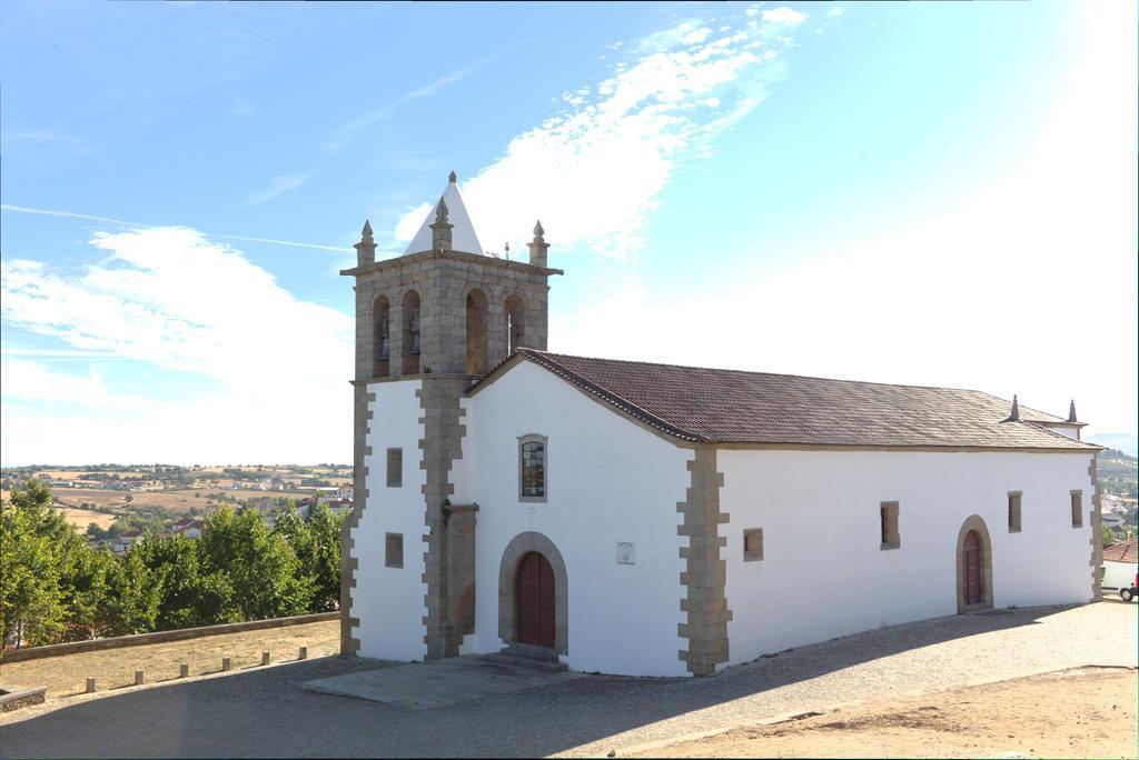 Casa Das Aguas Ferreas Hotel Mogadouro  Buitenkant foto