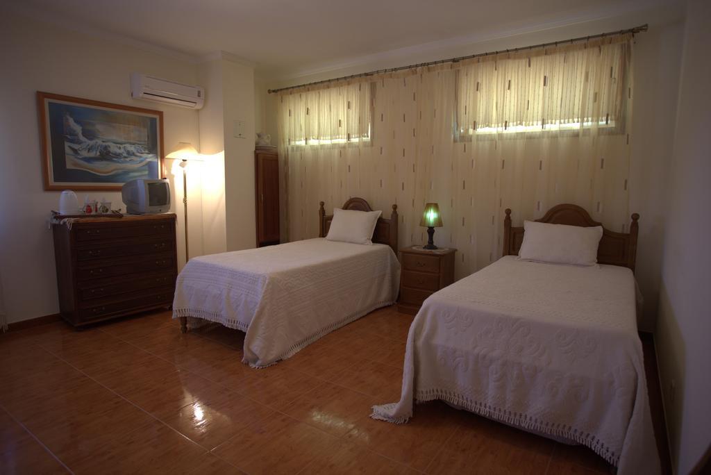 Casa Das Aguas Ferreas Hotel Mogadouro  Kamer foto